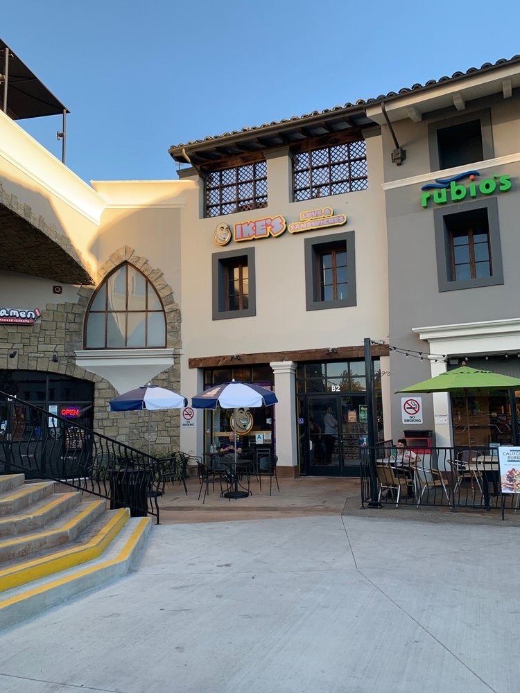 Ike's Northridge photo 4