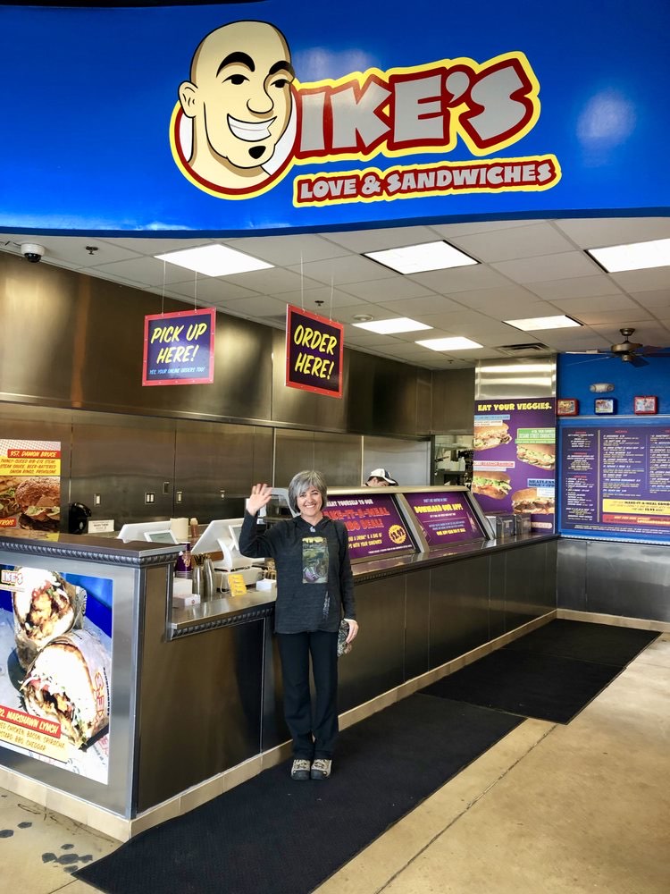 Ike's Reno Summit photo 2