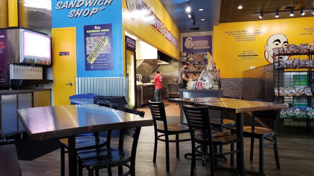Ike's Modesto photo 1