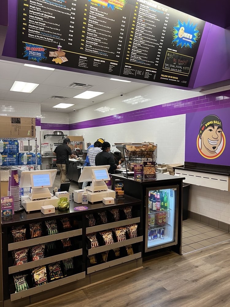 Ike's Costa Mesa photo 4