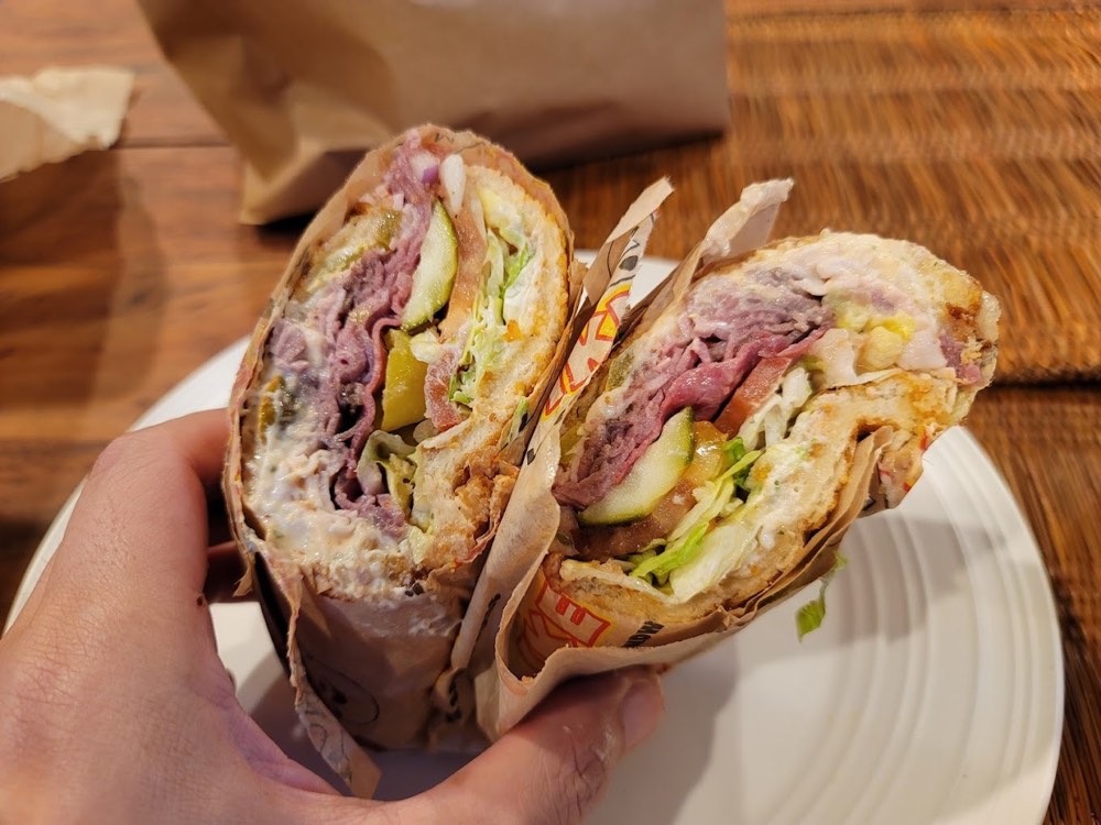 Ike's Culver City photo 4