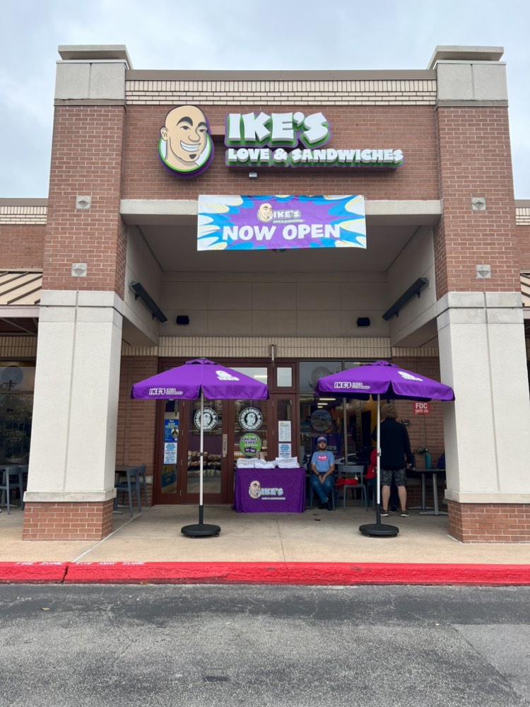 Ike's Austin (Great Hills) photo 4