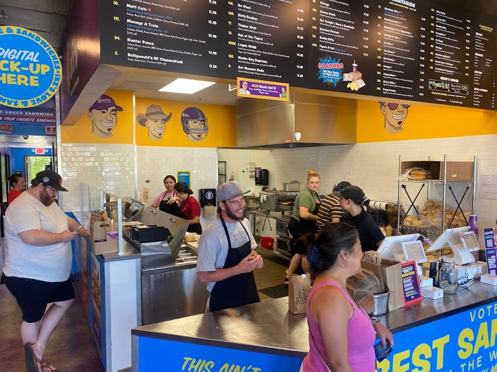 Ike's Roseville photo 3