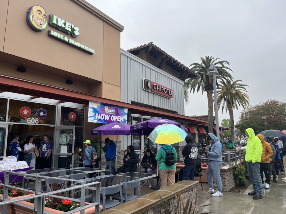 Ike's Monrovia photo 4