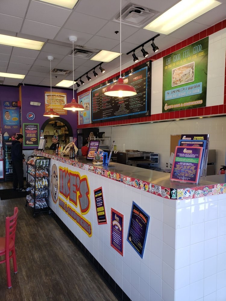 Ike's Hillcrest photo 4